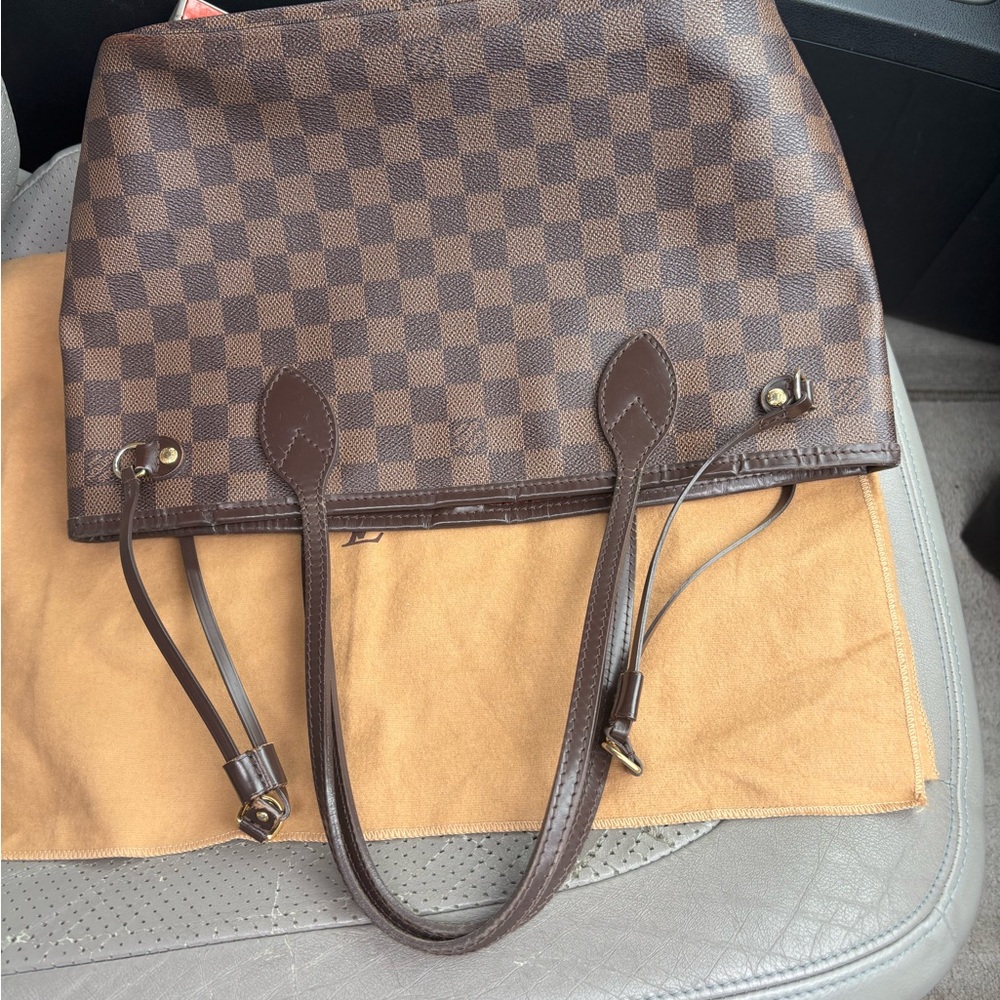 Louis Vuitton neverfull